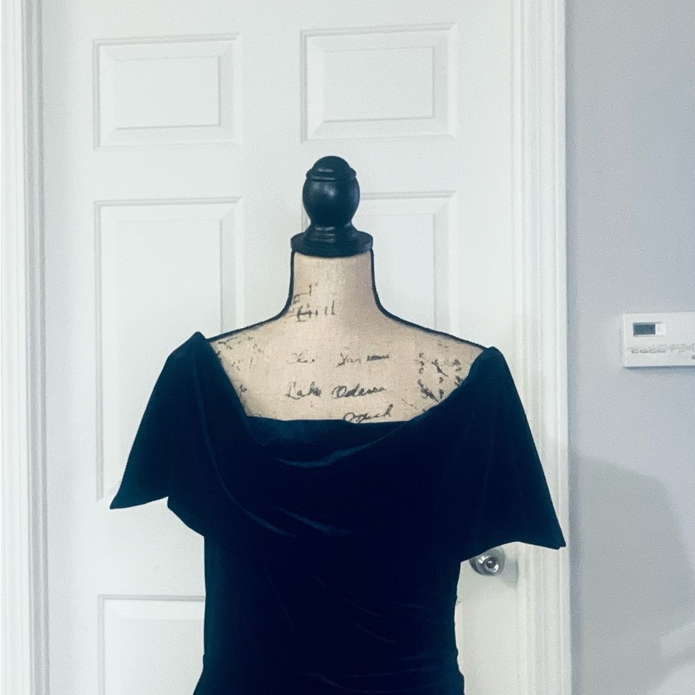 Vince Camuto Velvet Off-Shoulder Dress in Deep Navy Blue